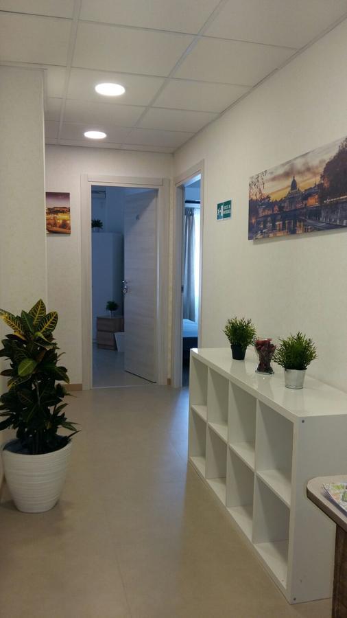 Hotel Domus Italiana Roma Esterno foto