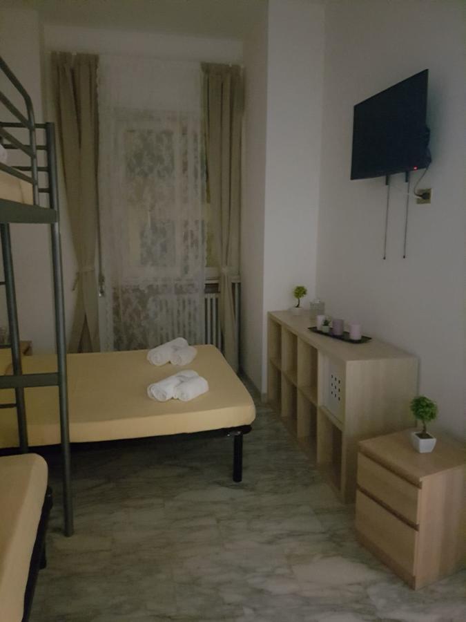 Hotel Domus Italiana Roma Esterno foto