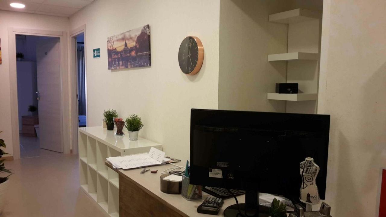 Hotel Domus Italiana Roma Esterno foto