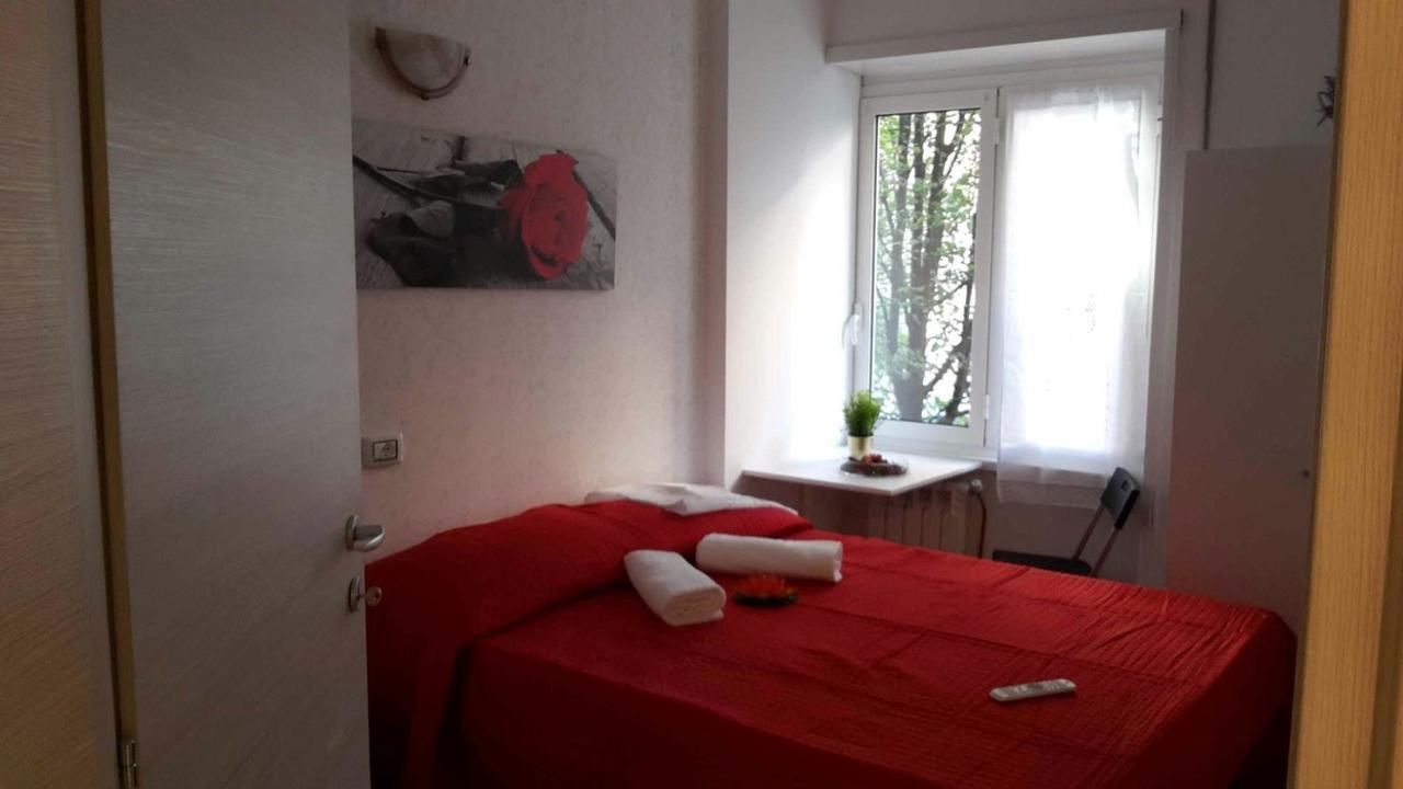 Hotel Domus Italiana Roma Esterno foto